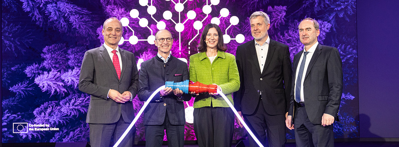 Energie & Management > Stromnetz - Gabreta-Projekt als Turbo der Energiewende