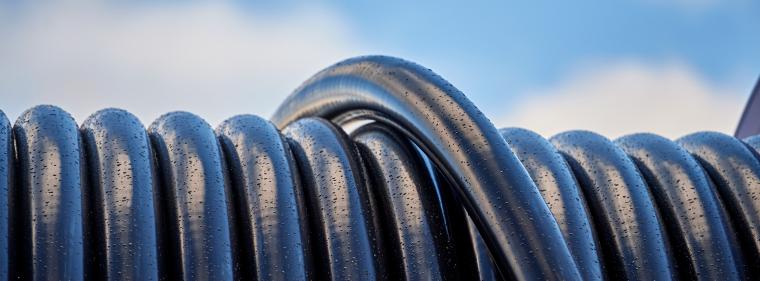 Energie & Management > Stromnetz - Wiederverwendbares 400-kV-Kabel erstmals im Einsatz