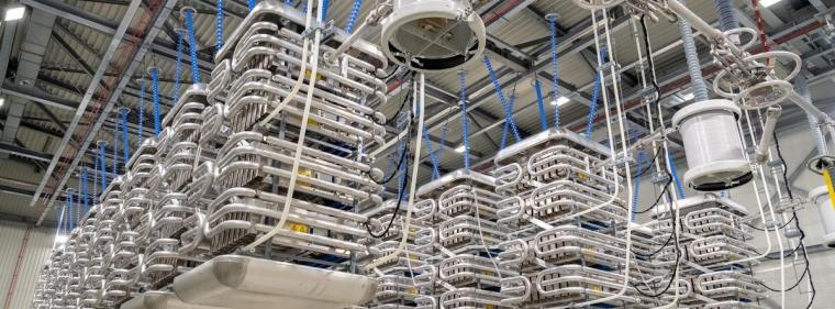 Energie & Management > Stromnetz - Siemens Energy vernetzt italienisches Festland und Inseln