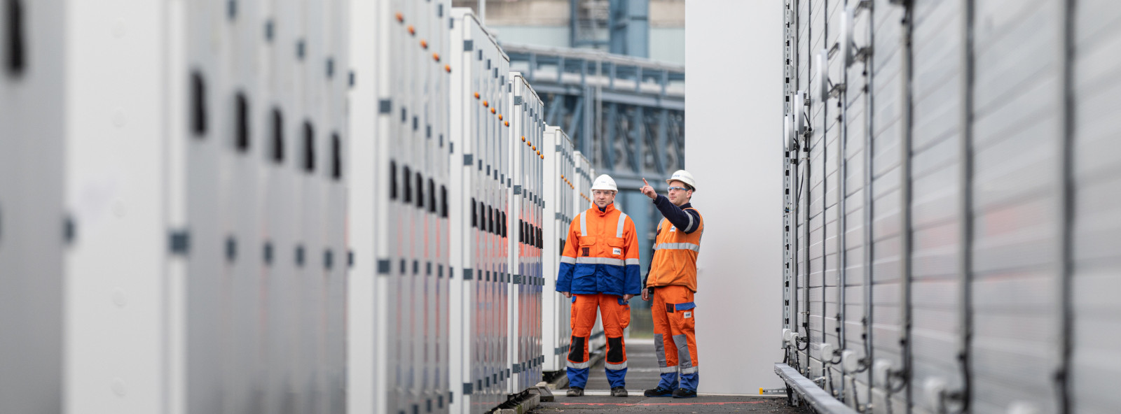 Energie & Management > Stromnetz - RWE baut 400-MW-Batteriespeicher