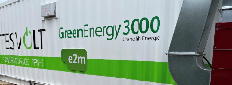 Energie & Management > Regenerative - Speicher macht Photovoltaik-Anlage flexibel