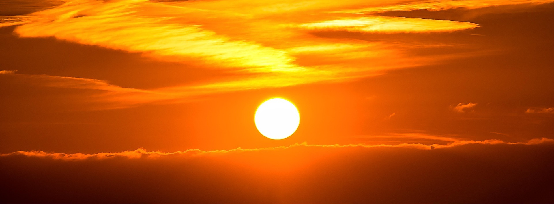 Energie & Management > Regenerative - Erneuerbare decken weniger als 50 Prozent des Stromverbrauchs