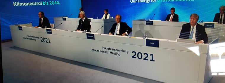 Energie & Management > Bilanz - RWE rechnet für 2021 mit geringerem Ergebnis