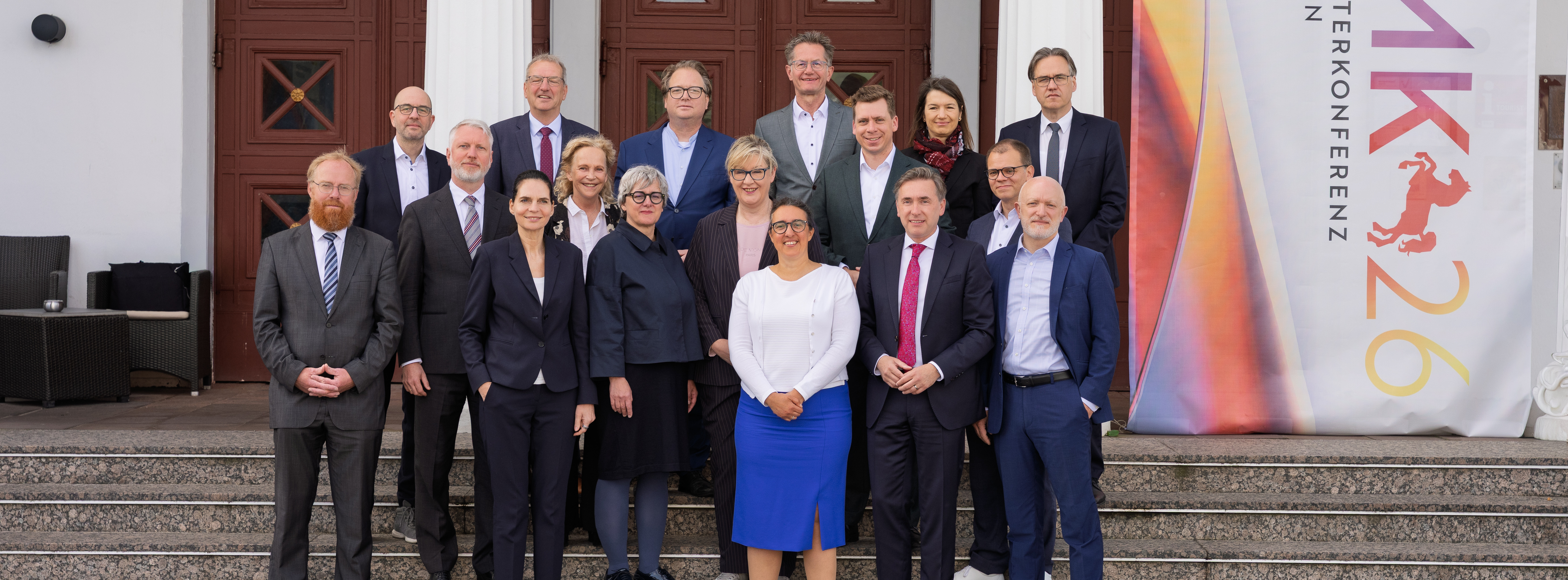 Energie & Management > Politik - Länder verteidigen Energiewende gegen Bund