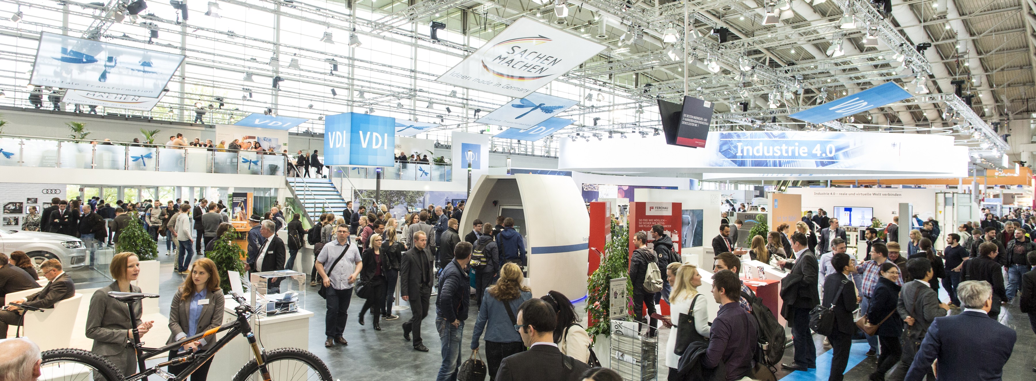 Energie & Management > Hannover Messe - Chancen für junge Ingenieure