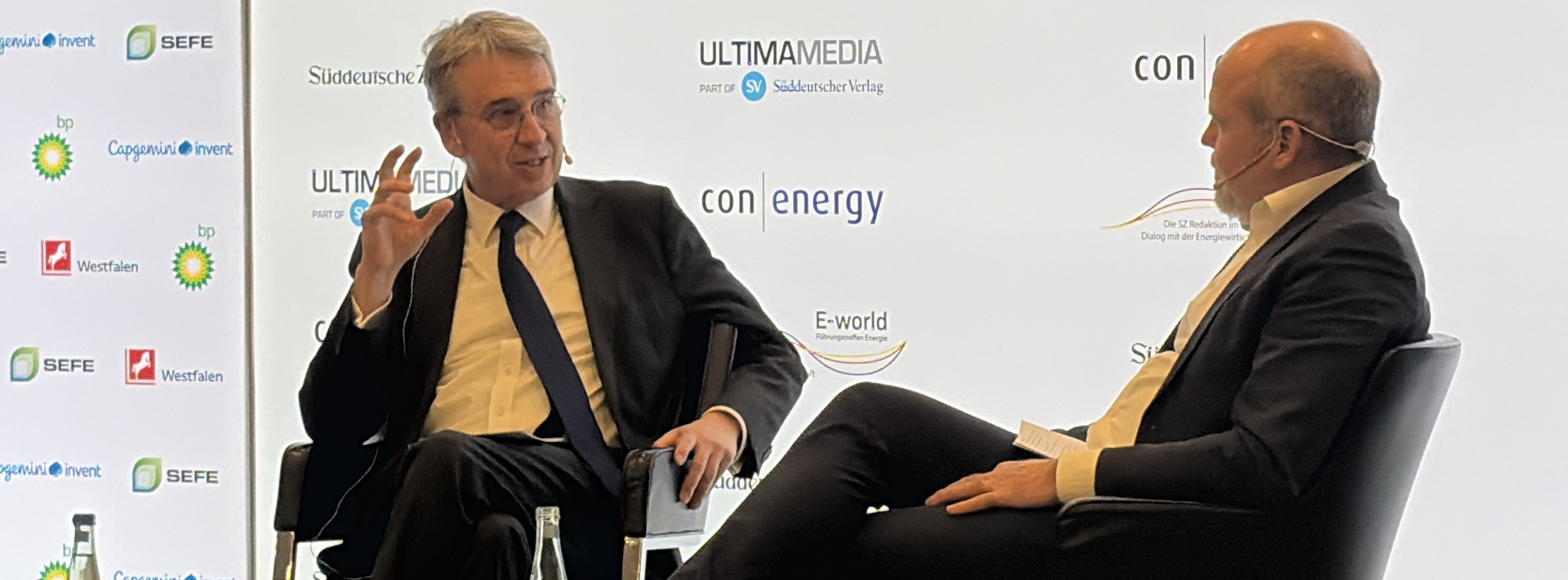 Energie & Management > E-World - Die Befreiung des gefangenen Kunden&nbsp;