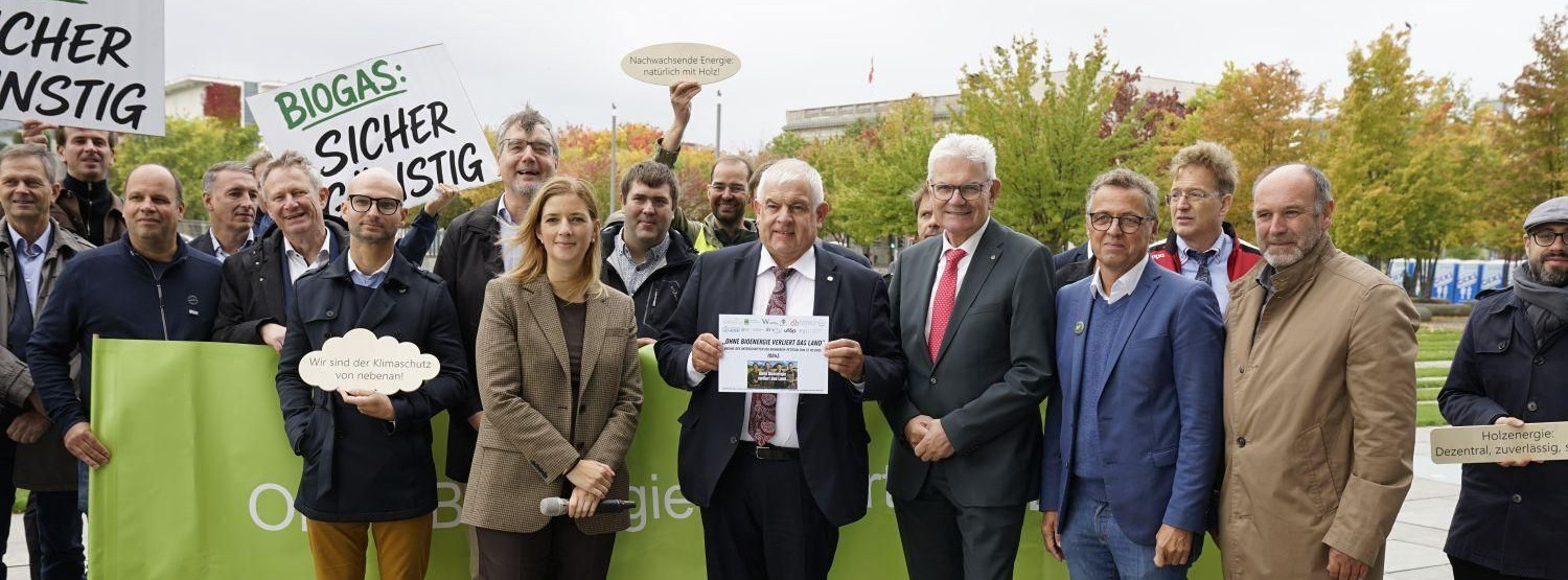 Energie & Management > Biomasse - 10.000 Unterschriften für Bioenergie