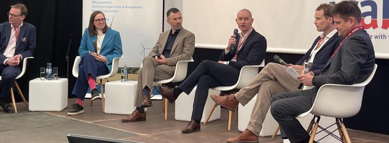 Energie & Management > Windkraft Offshore - Für die Offshore-Häfen fehlen 400 Millionen Euro