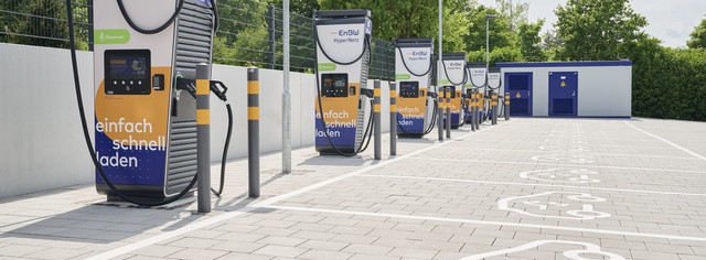 Energie & Management > Mobilität - Schnellladen beim Einkaufen