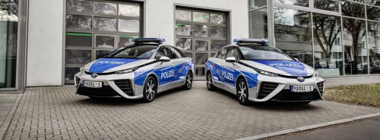 Energie & Management > Mobilität - Mit Blaulicht und Brennstoffzelle