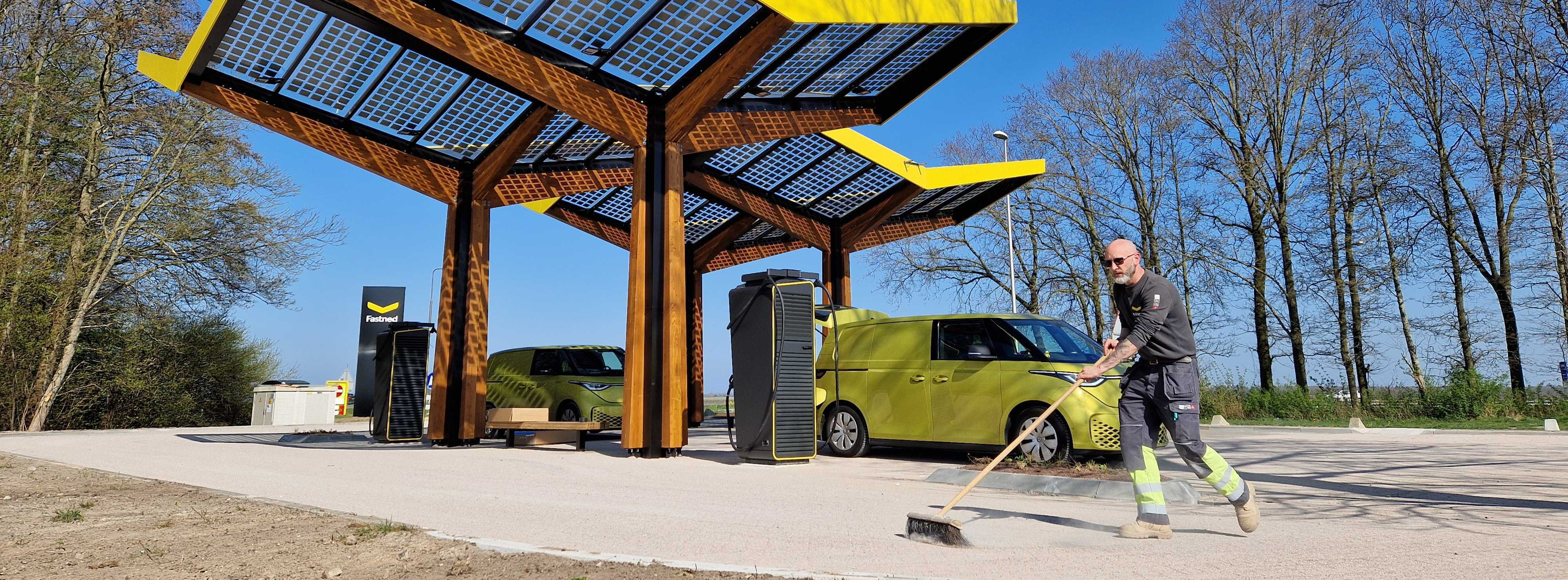 Energie & Management > Elektrofahrzeuge - Fastned erhöht Umsatz und Zahl seiner Stationen