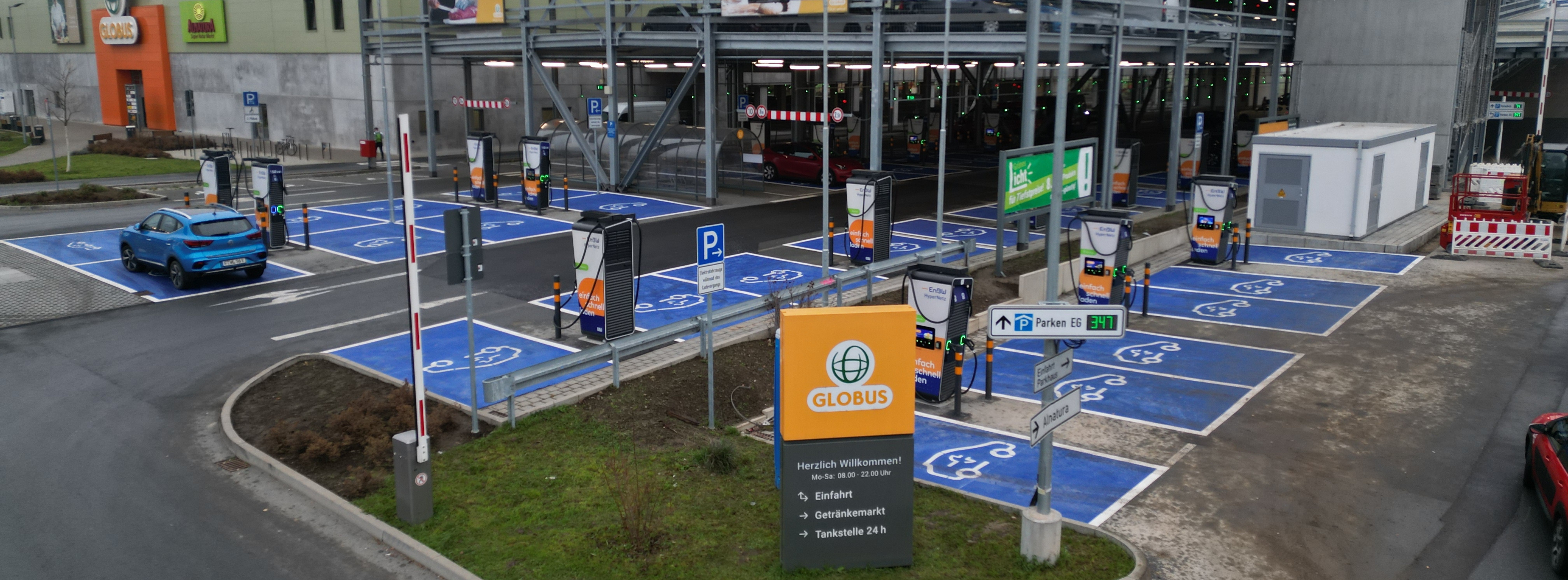 Energie & Management > Mobilität - Über 500 Ladepunkte an Globus-Märkten