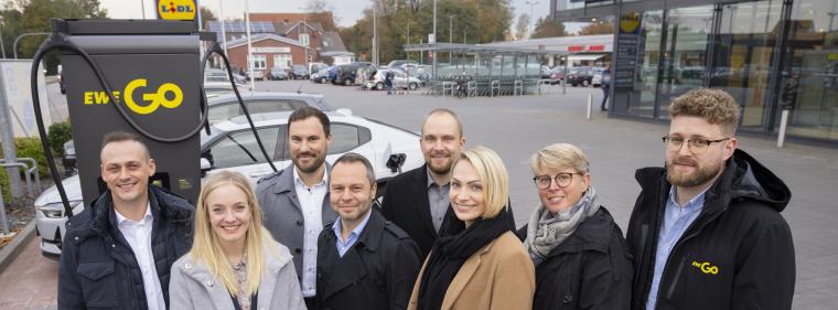 Energie & Management > Elektrofahrzeuge - EWE baut mehrere hundert Schnelllader auf Lidl-Parkplätzen