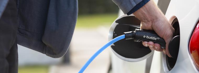 Energie & Management > Contracting - Contractingpaket mit Elektromobilität