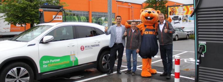 Energie & Management > Elektrofahrzeuge - Pfalzwerke und Obi intensivieren Ladesäulen-Ausbau