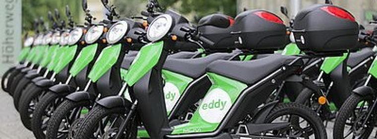 Energie & Management > Elektrofahrzeuge - Auch Düsseldorf startet E-Roller-Vermietung