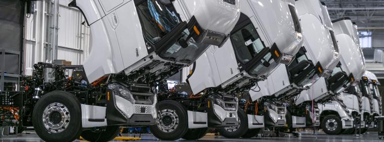 Energie & Management > Wasserstoff - Eon und Nikola wollen Schwerlastverkehr dekarbonisieren