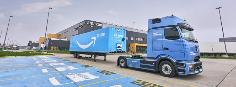 Energie & Management > Mobilität - Amazon kauft 200 E-Zugmaschinen von Mercedes