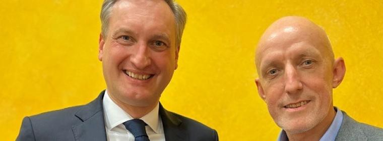 Energie & Management > Personalie - Hilkenbach bleibt Chef in Wuppertal