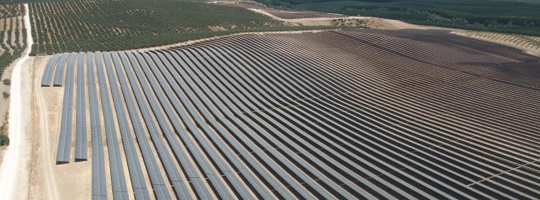 Energie & Management > Photovoltaik - Verbund eröffnet spanischen Solarpark Pinos Puente