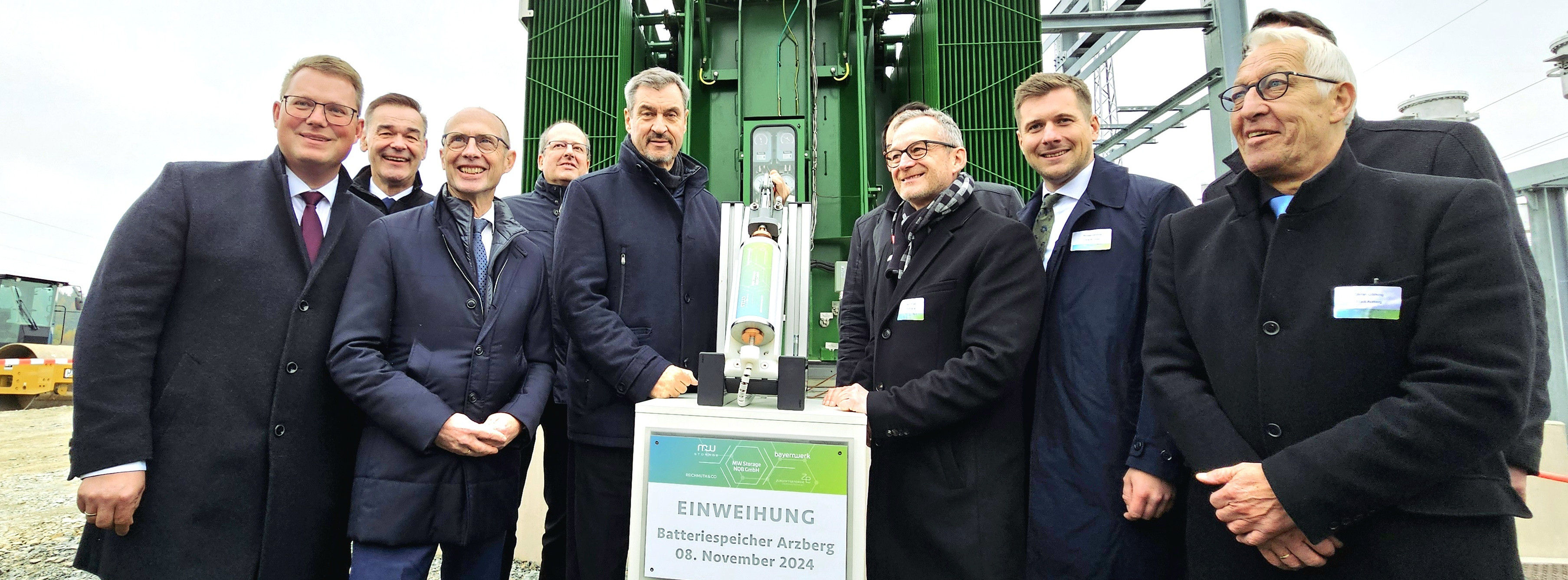 Energie & Management > Stromspeicher - Neuer Groß-Batteriespeicher in Bayern