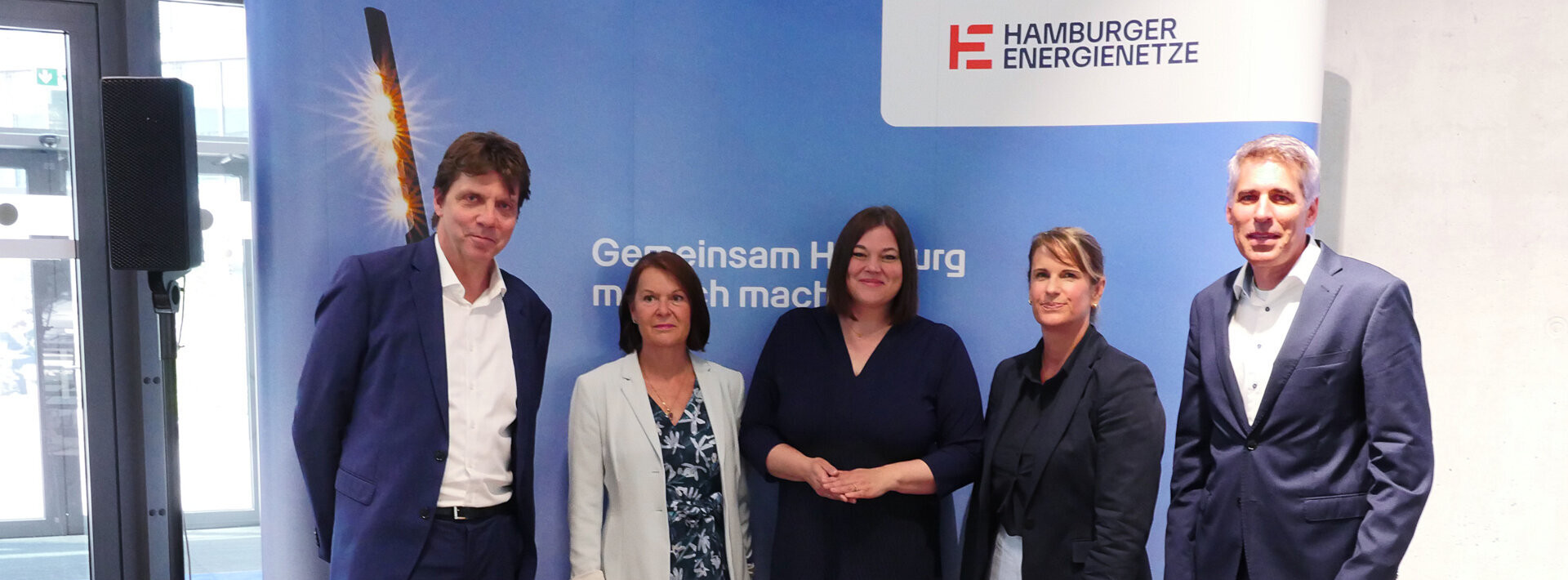 Energie & Management > Bilanz - Hamburgs Netzbetreiber verdient ausgezeichnet