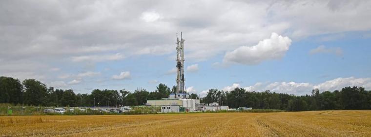 Energie & Management > Geothermie - Bohrung in mehreren Tausend Metern Tiefe beendet